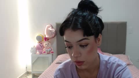 Snapshot of bat_777 chatting on October 17, 2025, 11:07 pm Aron online show from October 17, 2025, 11:07 pm