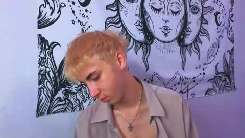 Snapshot of batarol0 chatting on September 10, 2025, 9:53 am mett online show from September 10, 2025, 9:53 am