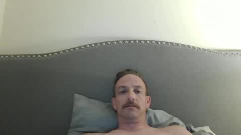 Snapshot of batboy2121 chatting on April 22, 2026, 1:41 am babtboy2121 online show from April 22, 2026, 1:41 am