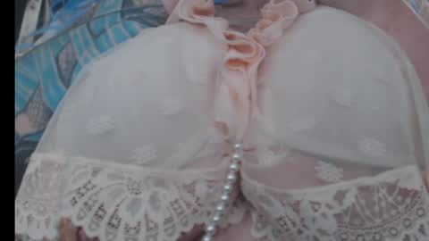 Snapshot of batstarial chatting on April 20, 2026, 9:05 pm Audrey online show from April 20, 2026, 9:05 pm