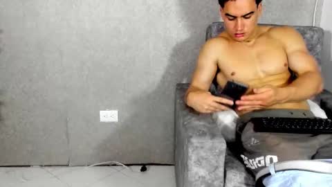 Snapshot of battista_turner chatting on October 20, 2025, 1:50 am battista online show from October 20, 2025, 1:50 am