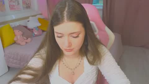 Jessica online show from July 4, 2026, 7:47 am