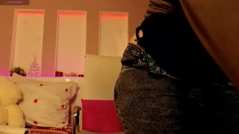 battymoll online show from February 6, 2026, 3:59 pm