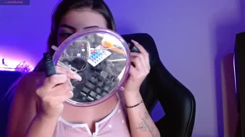 bay_babe online show from February 1, 2025, 1:23 am