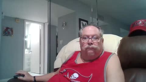 Single Grandpa in Florida. Love to C2C and have Fun Privately online show from February 17, 2026, 4:57 pm