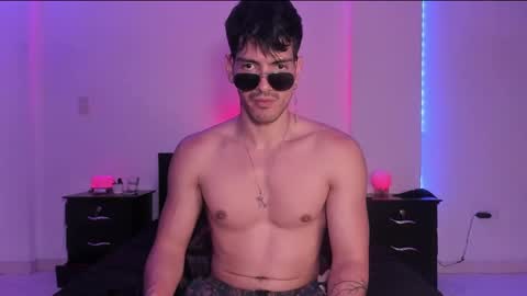 Valentino online show from February 10, 2025, 12:08 am