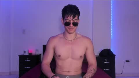 Valentino online show from March 5, 2025, 9:26 pm