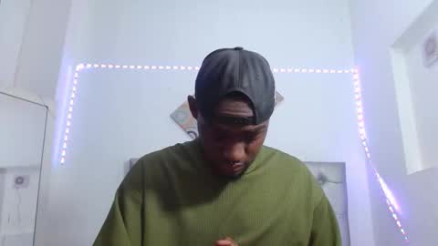 Snapshot of bbc_stallionn chatting on November 10, 2025, 7:02 pm Andrew online show from November 10, 2025, 7:02 pm