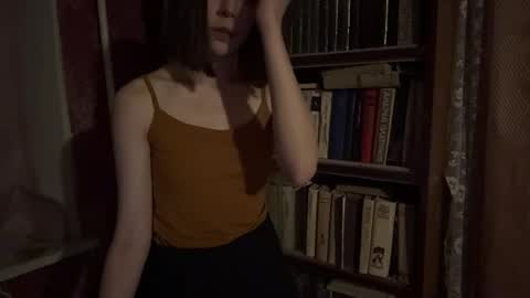 Snapshot of bbedice chatting on April 16, 2026, 10:45 pm Alya online show from April 16, 2026, 10:45 pm