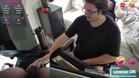 CallMeDaddy online show from November 2, 2025, 10:28 am