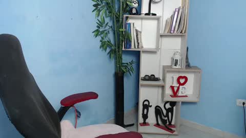 Snapshot of bbw_charlote chatting on January 21, 2025, 11:56 am Charlote online show from January 21, 2025, 11:56 am