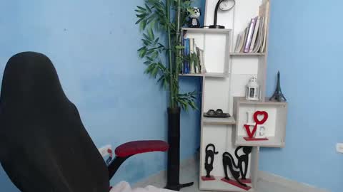 Snapshot of bbw_charlote chatting on January 27, 2025, 11:54 am Charlote online show from January 27, 2025, 11:54 am