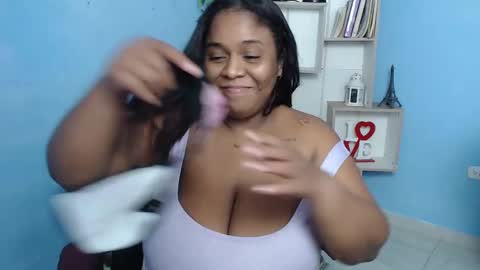 Snapshot of bbw_charlote chatting on February 2, 2025, 11:51 am Charlote online show from February 2, 2025, 11:51 am