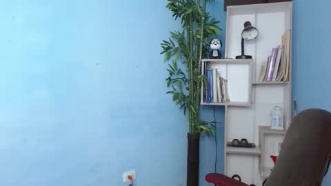 Snapshot of bbw_charlote chatting on February 21, 2025, 6:04 pm Charlote online show from February 21, 2025, 6:04 pm