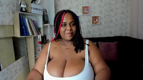 Snapshot of bbw_charlote chatting on September 18, 2025, 11:01 am Charlote online show from September 18, 2025, 11:01 am