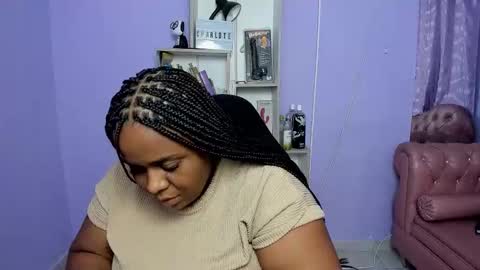 Snapshot of bbw_charlote chatting on October 19, 2025, 12:06 pm Charlote online show from October 19, 2025, 12:06 pm