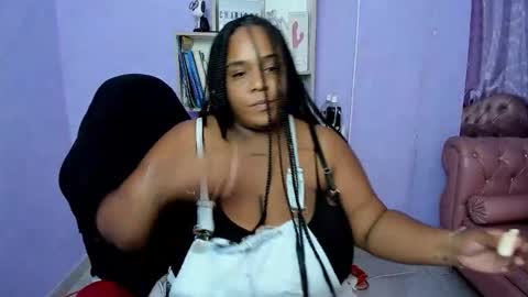Snapshot of bbw_charlote chatting on October 23, 2025, 12:04 pm Charlote online show from October 23, 2025, 12:04 pm