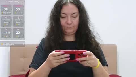 Snapshot of bbw_milf_4u chatting on October 9, 2025, 10:46 am Emma online show from October 9, 2025, 10:46 am