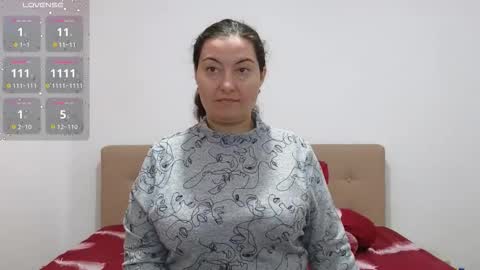 Snapshot of bbw_milf_4u chatting on October 13, 2025, 7:08 am Emma online show from October 13, 2025, 7:08 am