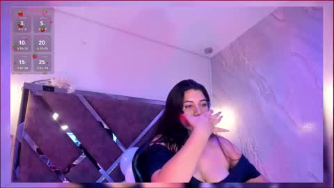 Snapshot of bbwcloe chatting on October 4, 2025, 4:10 am Cloe  online show from October 4, 2025, 4:10 am