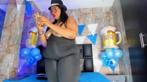 Bbwlatina01 online show from September 29, 2025, 1:38 pm