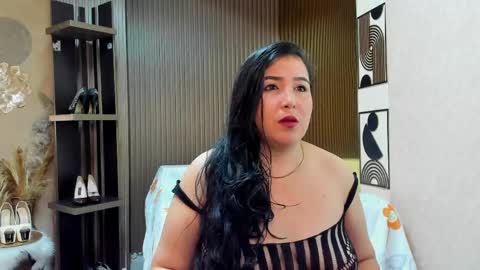 Snapshot of bbwluxurymuse chatting on May 3, 2026, 12:00 pm bbwluxurymuse online show from May 3, 2026, 12:00 pm