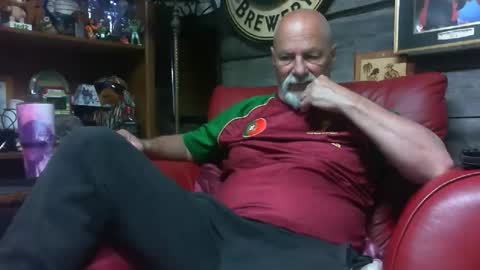 Snapshot of bbwlvr16 chatting on April 14, 2026, 4:13 pm bbwlvr16 online show from April 14, 2026, 4:13 pm