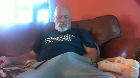 Snapshot of bbwlvr16 chatting on April 21, 2026, 2:45 pm bbwlvr16 online show from April 21, 2026, 2:45 pm