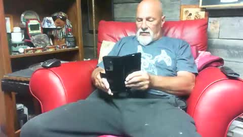 Snapshot of bbwlvr16 chatting on May 19, 2026, 4:24 pm bbwlvr16 online show from May 19, 2026, 4:24 pm