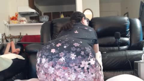 Julie online show from March 24, 2026, 4:01 pm