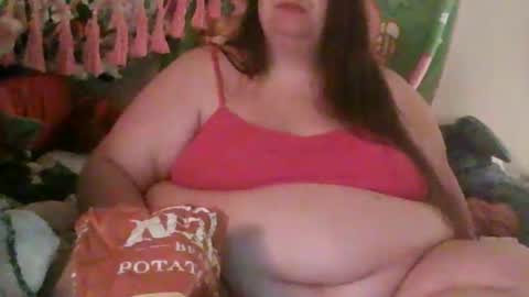 Snapshot of bbwprincesselsie chatting on March 12, 2025, 2:09 am princess elsie online show from March 12, 2025, 2:09 am