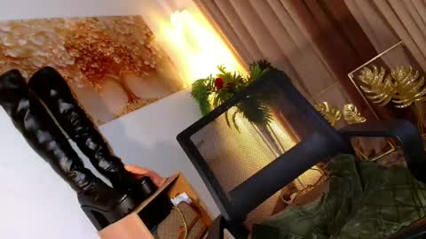 bby_lexielore69 online show from June 25, 2026, 11:31 pm
