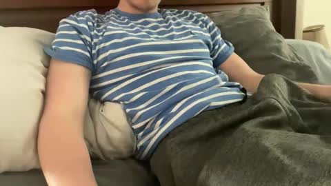 Snapshot of bc2324 chatting on April 4, 2026, 6:49 pm bc2324 online show from April 4, 2026, 6:49 pm