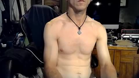 bchillin28 online show from July 13, 2026, 5:49 pm