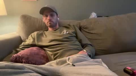 Snapshot of bdenergy99 chatting on October 27, 2025, 5:39 pm bdenergy99 online show from October 27, 2025, 5:39 pm