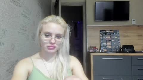 Summer BABY online show from February 2, 2025, 5:26 pm