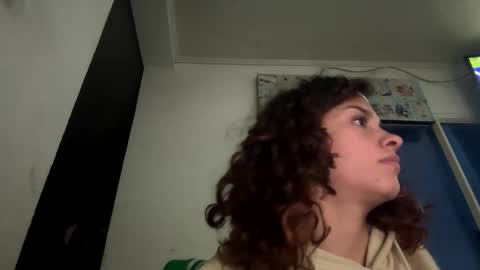 Snapshot of be_sinners chatting on October 25, 2025, 1:57 am Sara Juan online show from October 25, 2025, 1:57 am