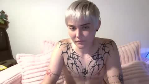 Snapshot of beandick69 chatting on July 11, 2026, 2:14 am beandick69 online show from July 11, 2026, 2:14 am