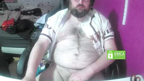 bear282667 online show from April 23, 2026, 6:43 pm