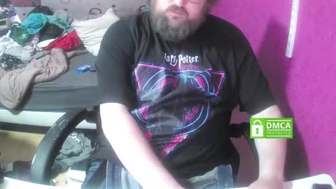 bear282667 online show from April 26, 2026, 4:04 pm