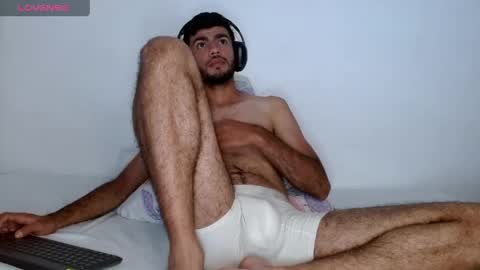 Snapshot of bear_97s chatting on June 1, 2026, 2:46 am Pipe online show from June 1, 2026, 2:46 am