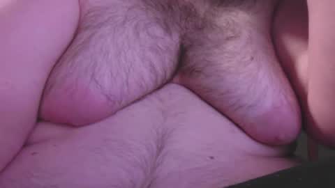 Snapshot of bear_man_oi chatting on September 21, 2025, 1:24 pm bear_man_oi online show from September 21, 2025, 1:24 pm