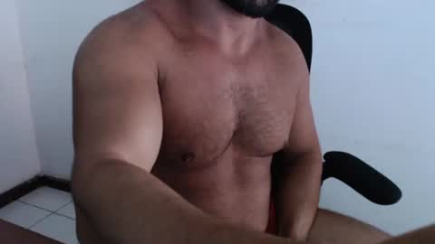 Snapshot of beard_top_guy chatting on January 29, 2025, 1:49 pm Beard Guy online show from January 29, 2025, 1:49 pm