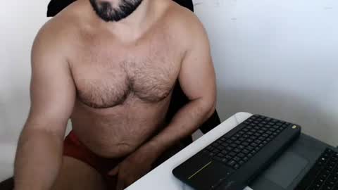 Snapshot of beard_top_guy chatting on September 15, 2025, 12:27 pm Beard Guy online show from September 15, 2025, 12:27 pm