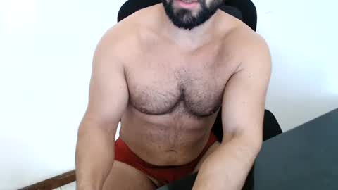 Snapshot of beard_top_guy chatting on October 2, 2025, 3:30 pm Beard Guy online show from October 2, 2025, 3:30 pm