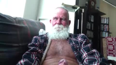 beardbushy online show from September 9, 2025, 4:28 pm