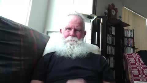 beardbushy online show from November 24, 2025, 4:51 pm
