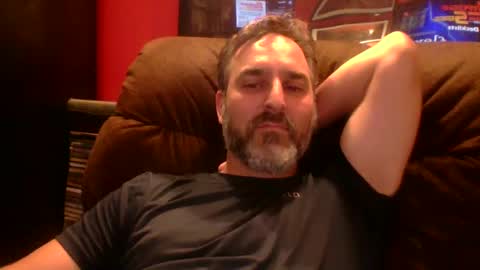 Snapshot of beardedambition chatting on September 13, 2025, 7:13 pm beardedambition online show from September 13, 2025, 7:13 pm