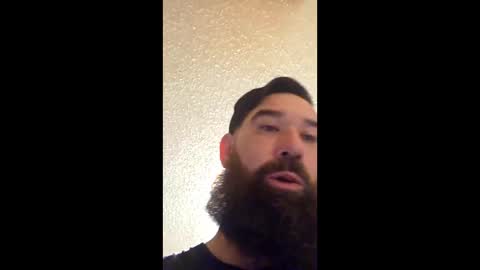 Snapshot of beardedbabe chatting on May 21, 2026, 5:03 am beardedbabe online show from May 21, 2026, 5:03 am