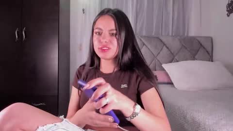 MELANI online show from February 18, 2025, 10:03 pm